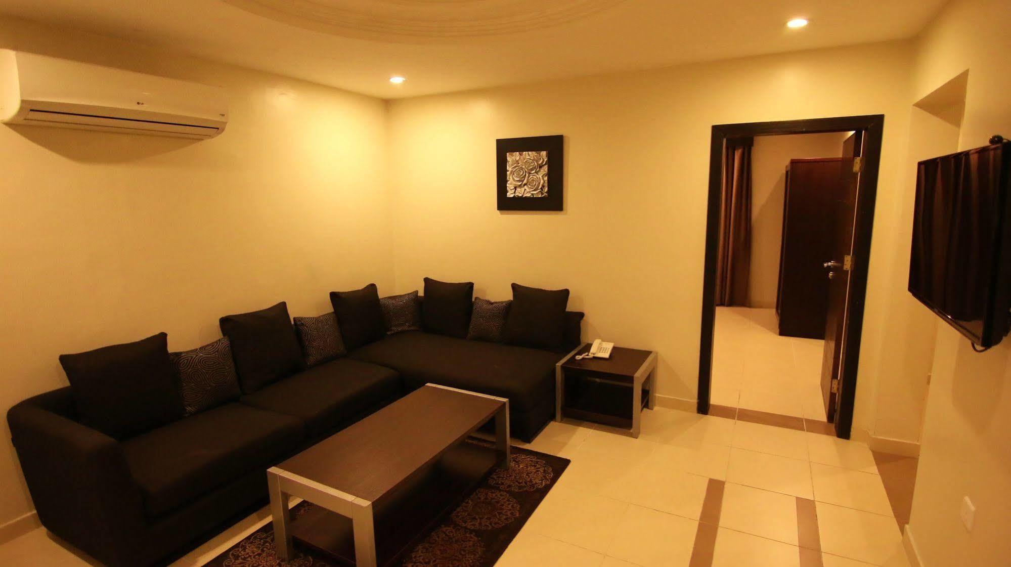 Stars Home Suites Hotel - Al Hamra Jeddah Exterior photo